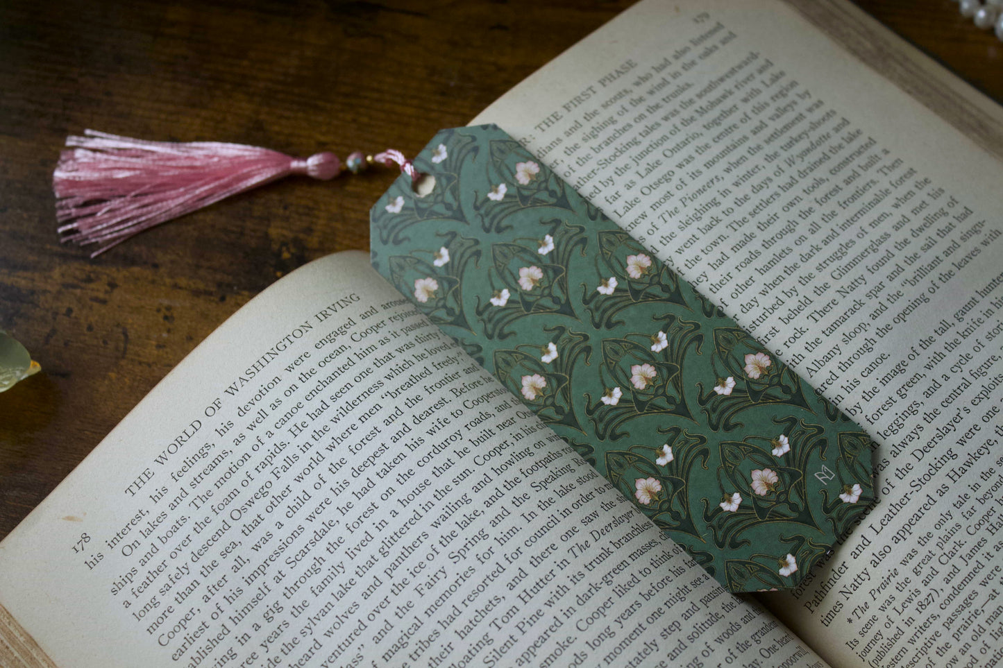 Art Nouveau Floral Bookmark