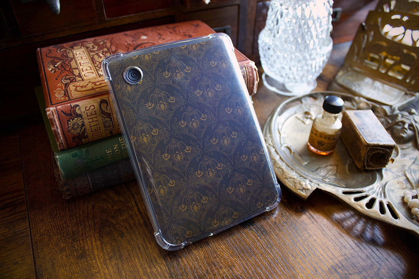 Art Nouveau Wallpaper E-Reader Case Insert