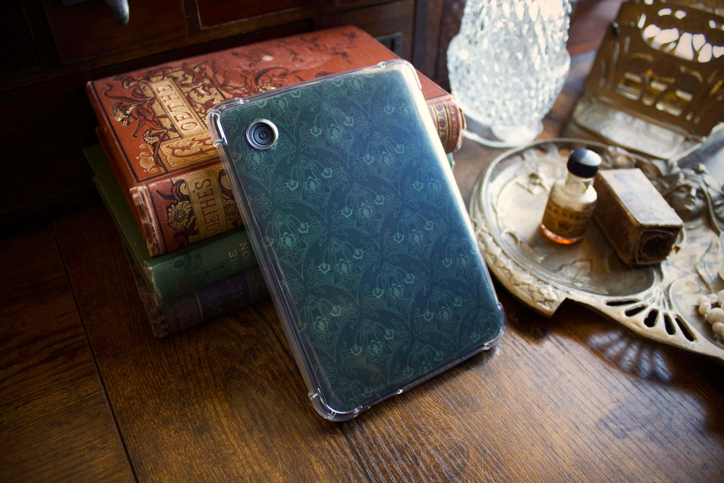 Art Nouveau Wallpaper E-Reader Case Insert