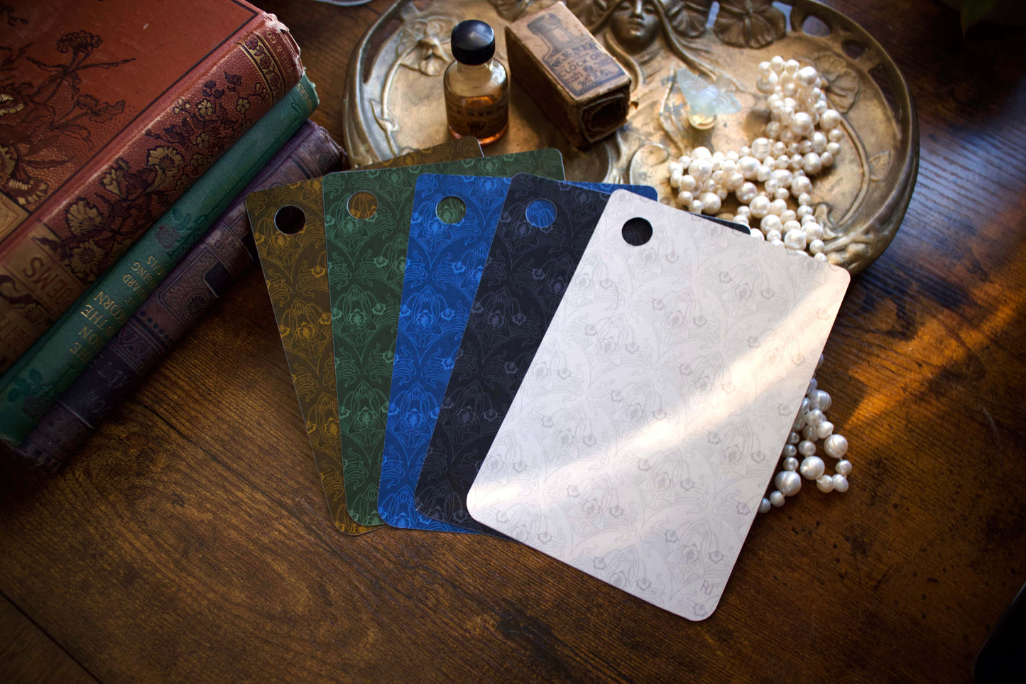 Art Nouveau Wallpaper E-Reader Case Insert