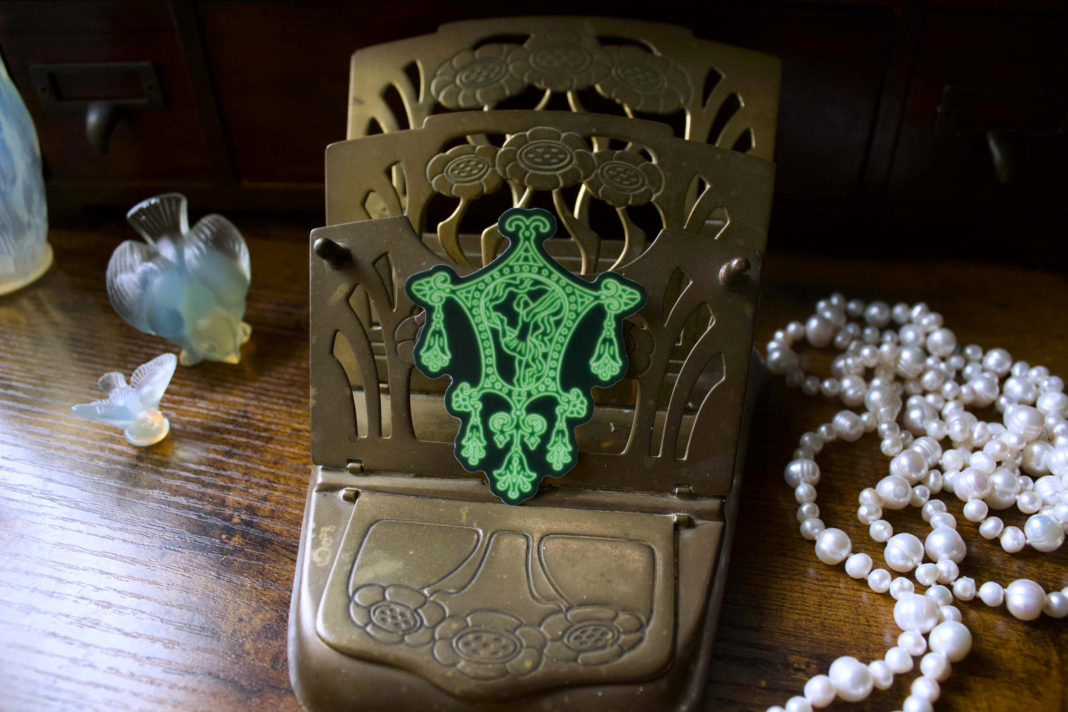 Cameo Depression Glass Glow in the Dark Vinyl Sticker